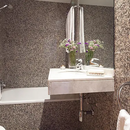 - Penthouse With Terrace Apartament