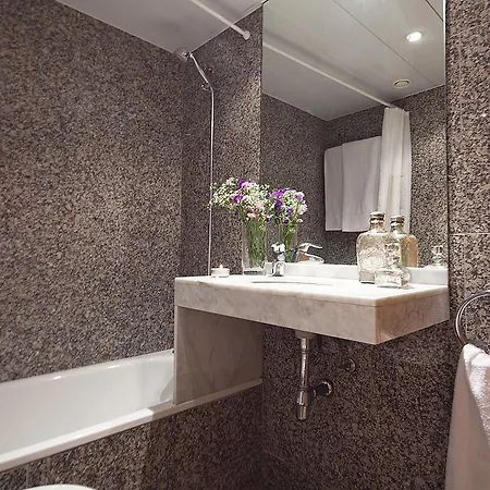 Rentals - Penthouse With Terrace * Barcelona